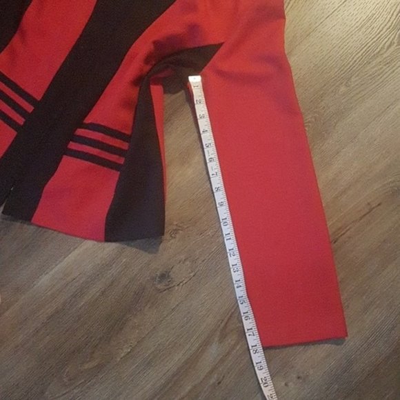 Kari's Korner Red & Black Blazer Sz. 12 - Picture 7 of 7